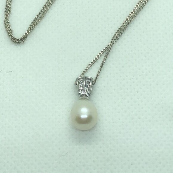 💛 925 Fresh Water Pearl & CZ Necklace - Picture 4 of 5